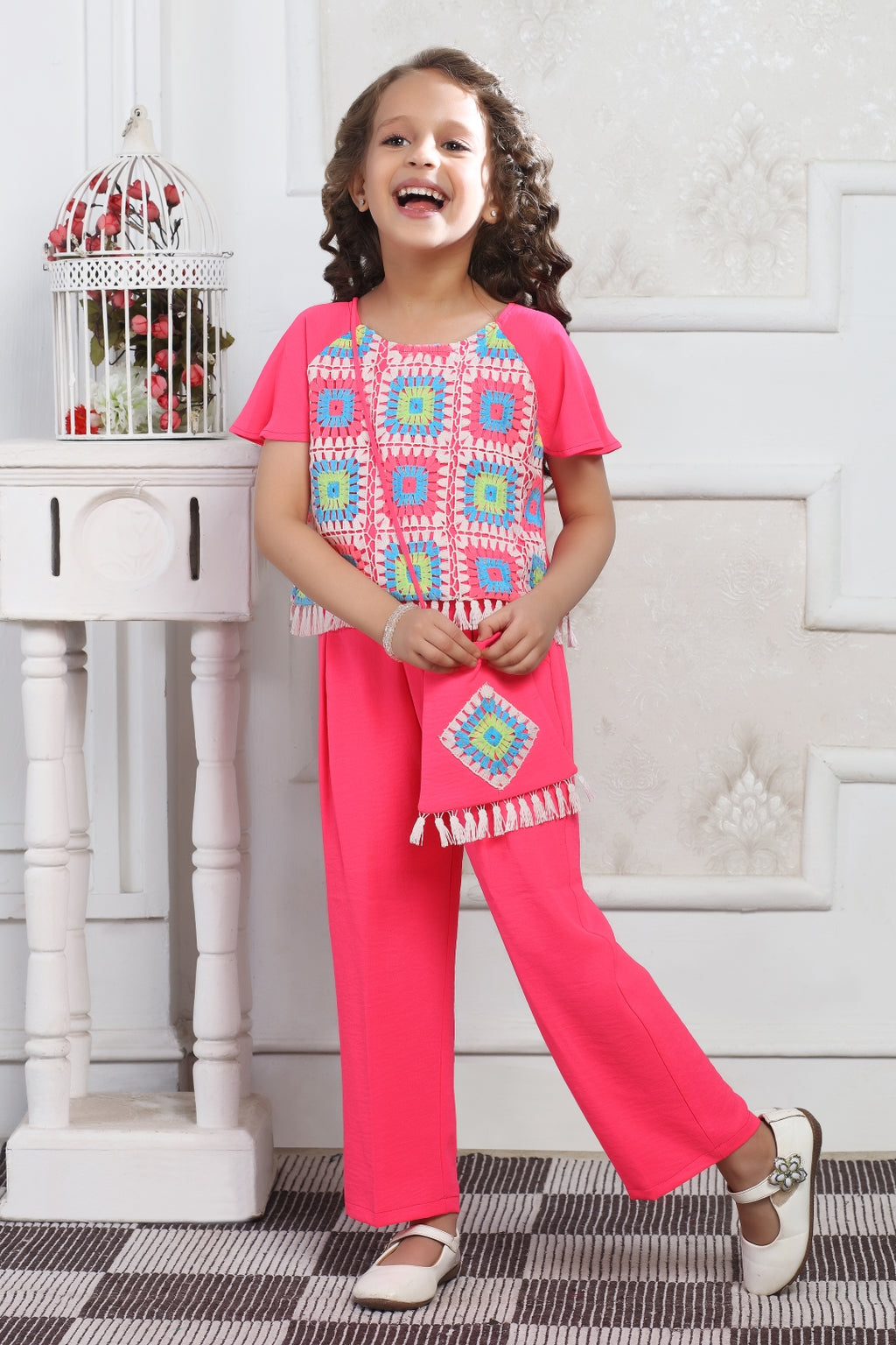 Lei-Chie Crochet-Print Set with Matching Fringe Purse - Pink