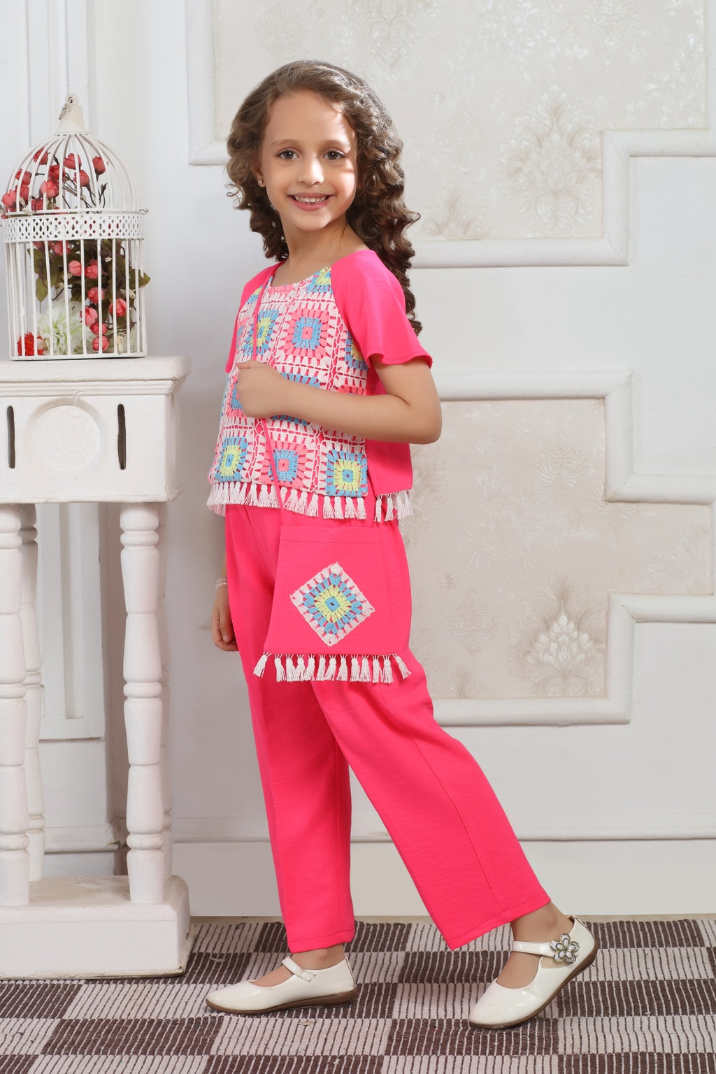 Lei-Chie Crochet-Print Set with Matching Fringe Purse - Pink