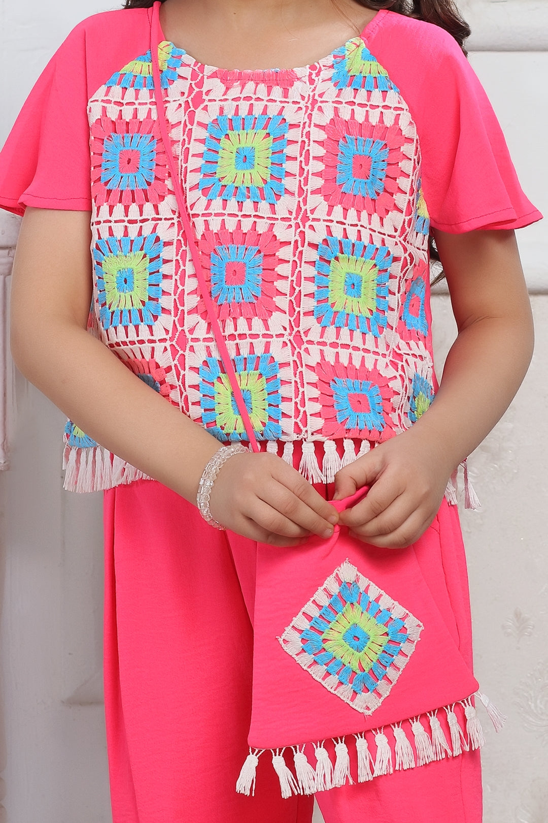 Lei-Chie Crochet-Print Set with Matching Fringe Purse - Pink