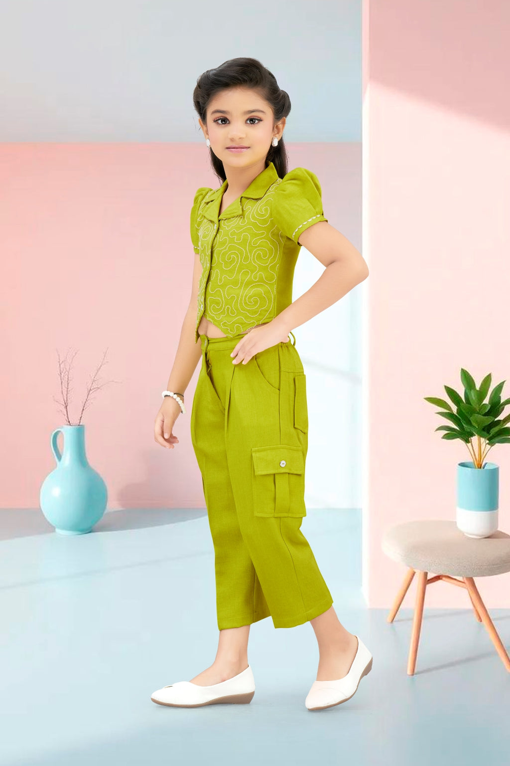 Girls Green 2-Piece Embroidered Design Coordinate Set