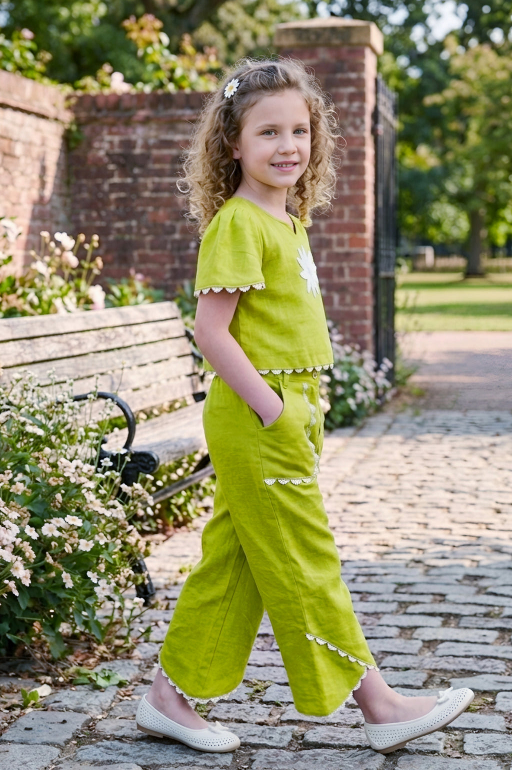 Girls Green 2-Piece Co-ord Set with White Daisy Embroidered Top and Palazzo