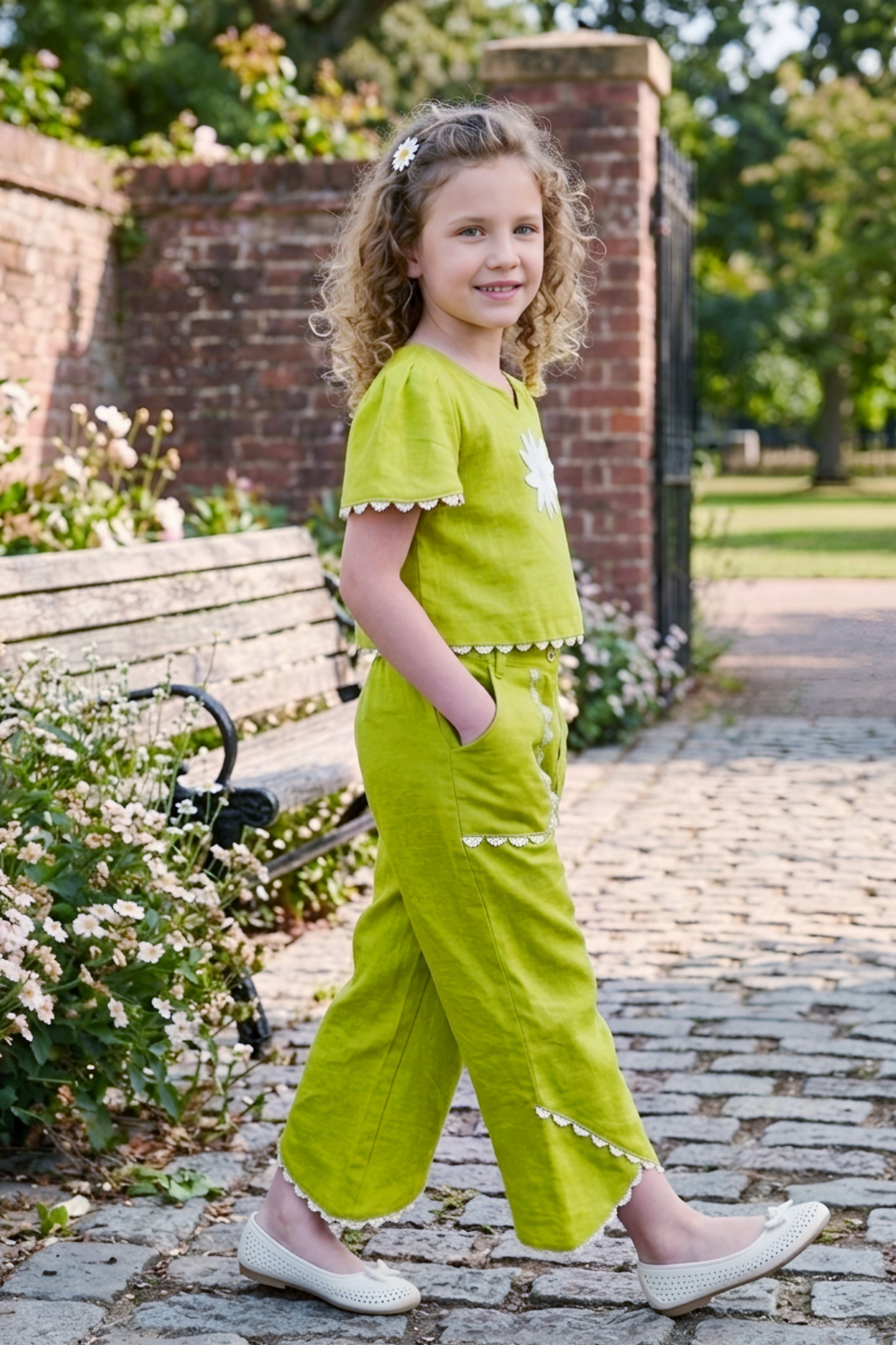 Girls Green 2-Piece Co-ord Set with White Daisy Embroidered Top and Palazzo
