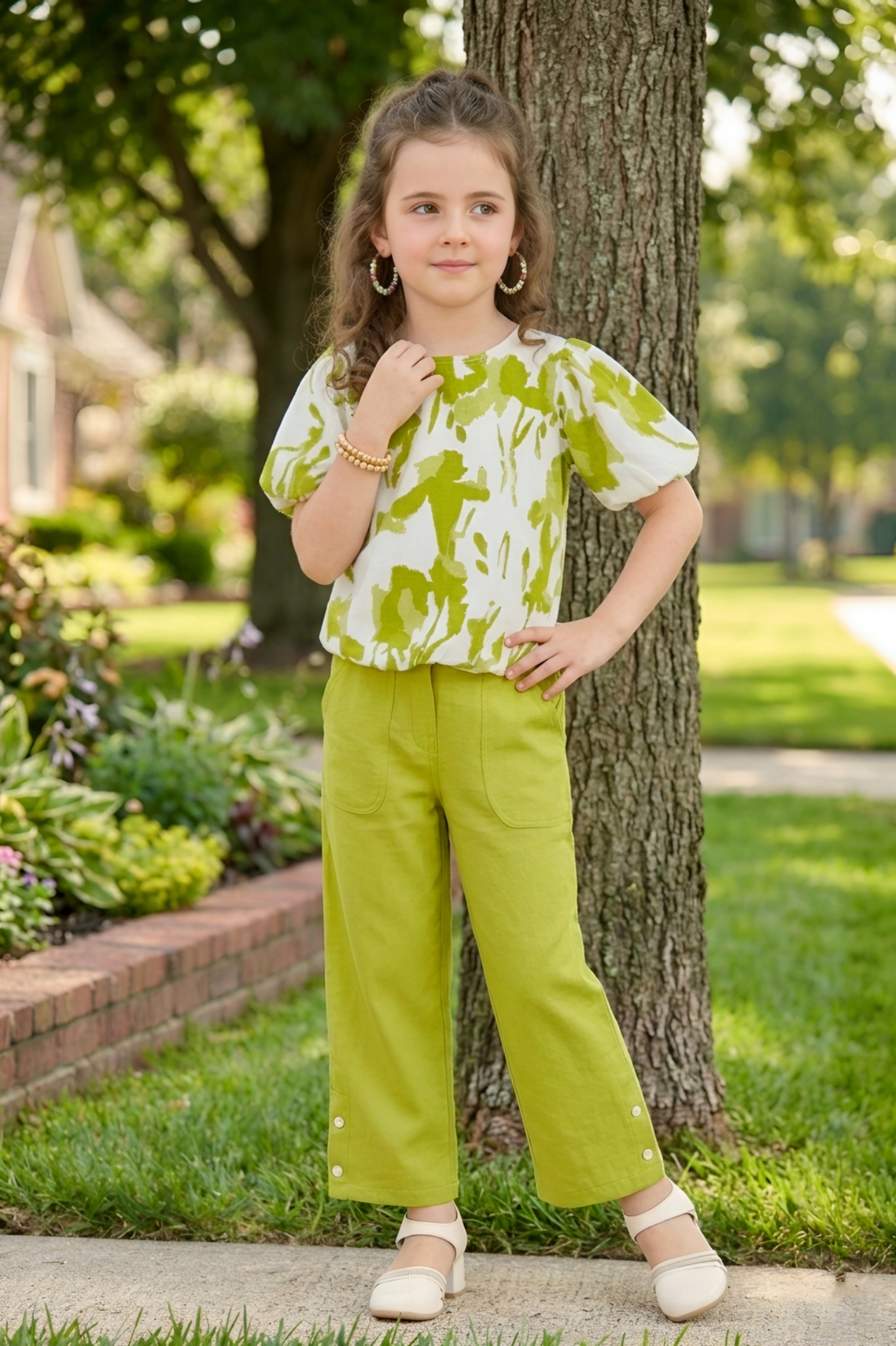 Girls Green 2-Piece Co-ord Set with Printed Puff Sleeve Top and Pants