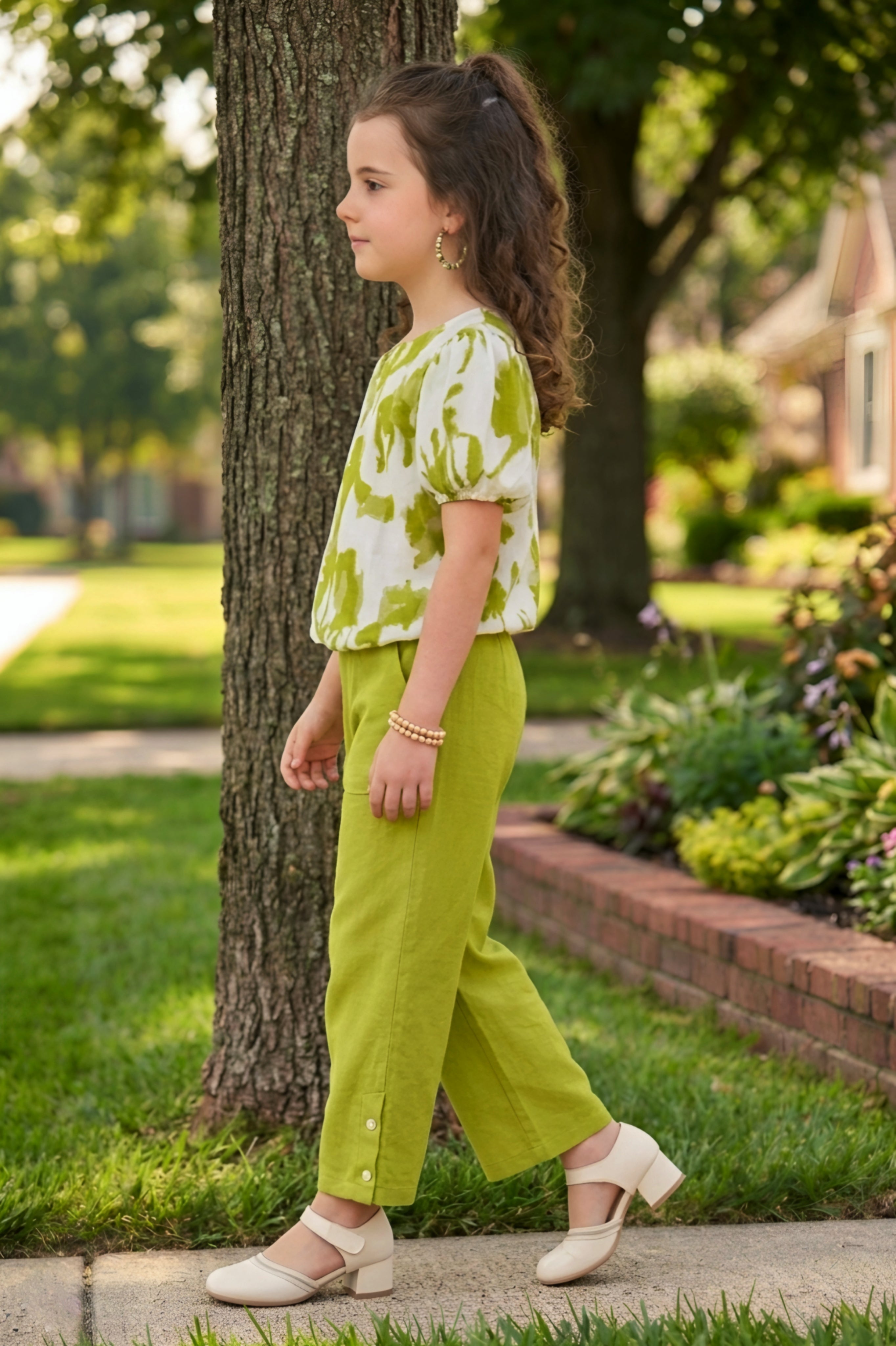 Girls Green 2-Piece Co-ord Set with Printed Puff Sleeve Top and Pants