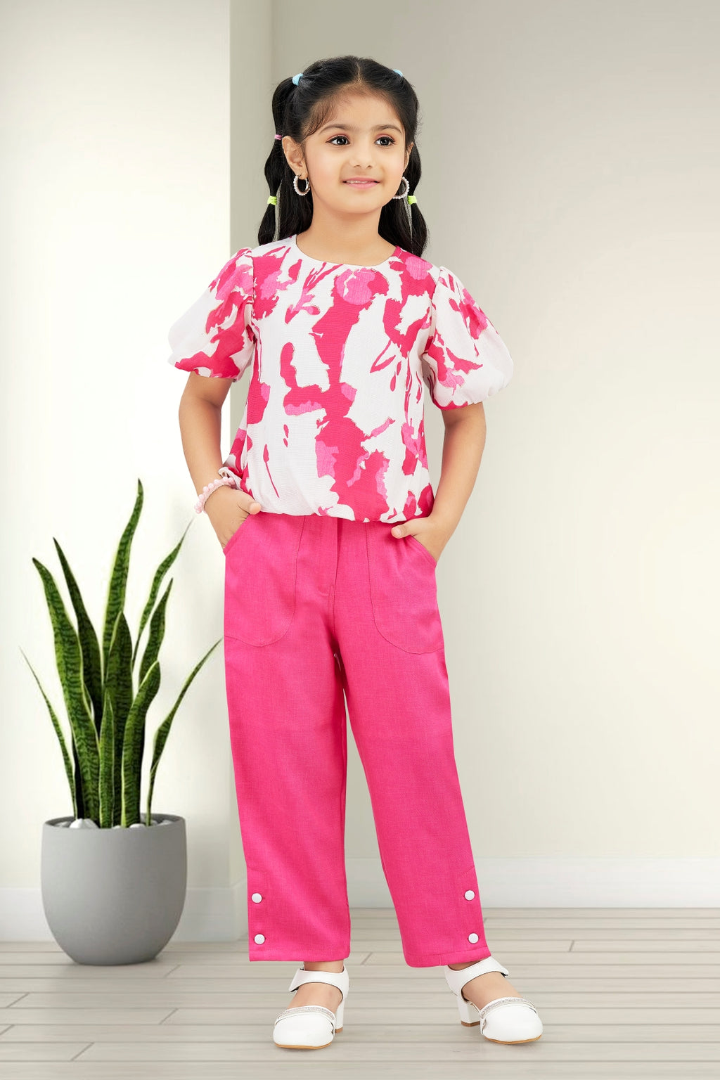 Girls Pink 2-Piece Co-ord Set with Floral Puff Sleeve Top and Pants