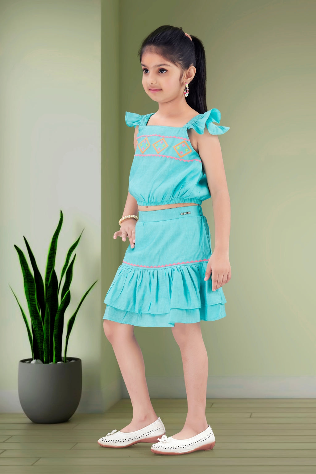 Girls Blue 2-Piece Skirt Set with Ruffled Flutter Sleeves and Embroidery