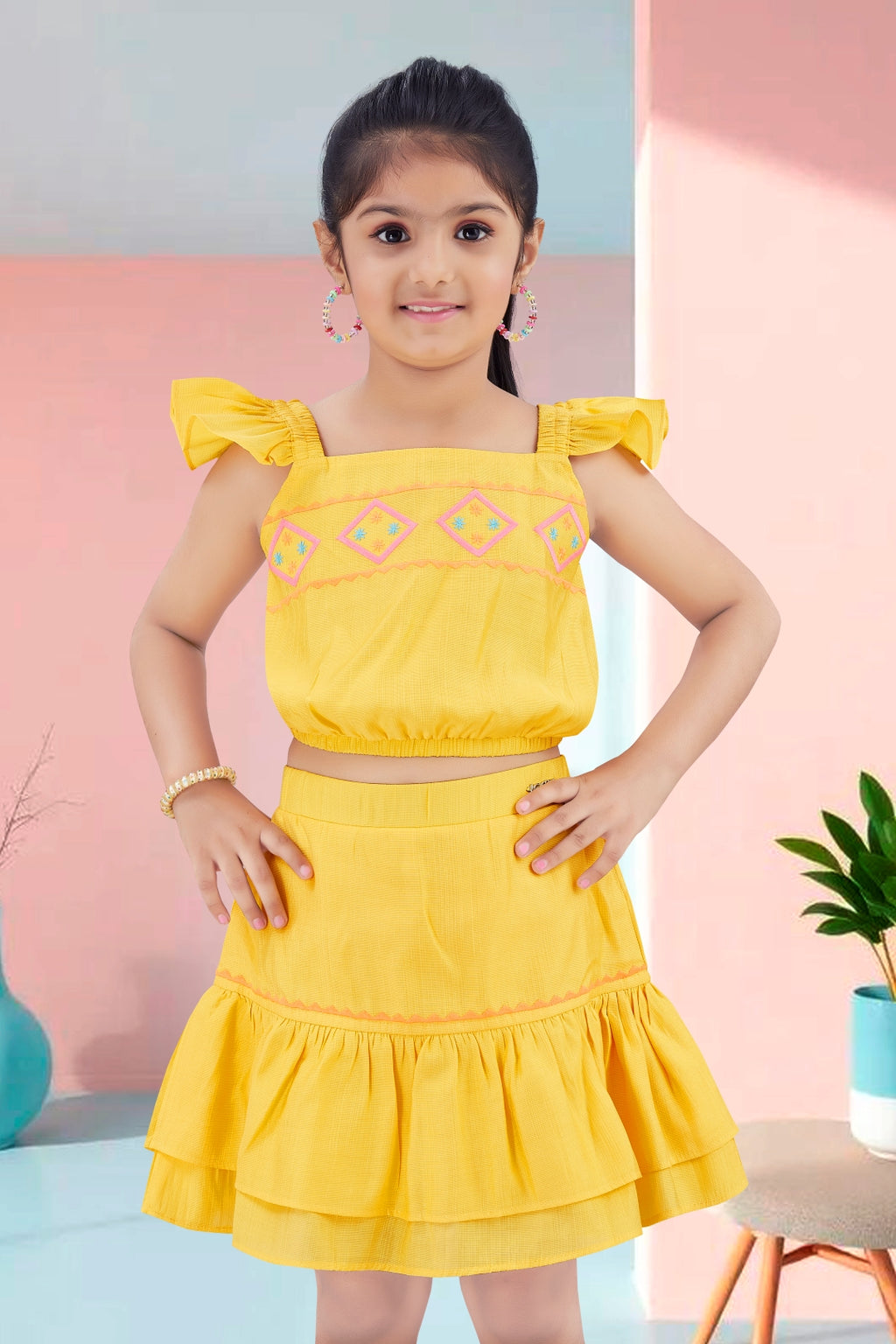 Girls Pink 2-Piece Skirt Set with Ruffled Flutter Sleeves and Embroidery
