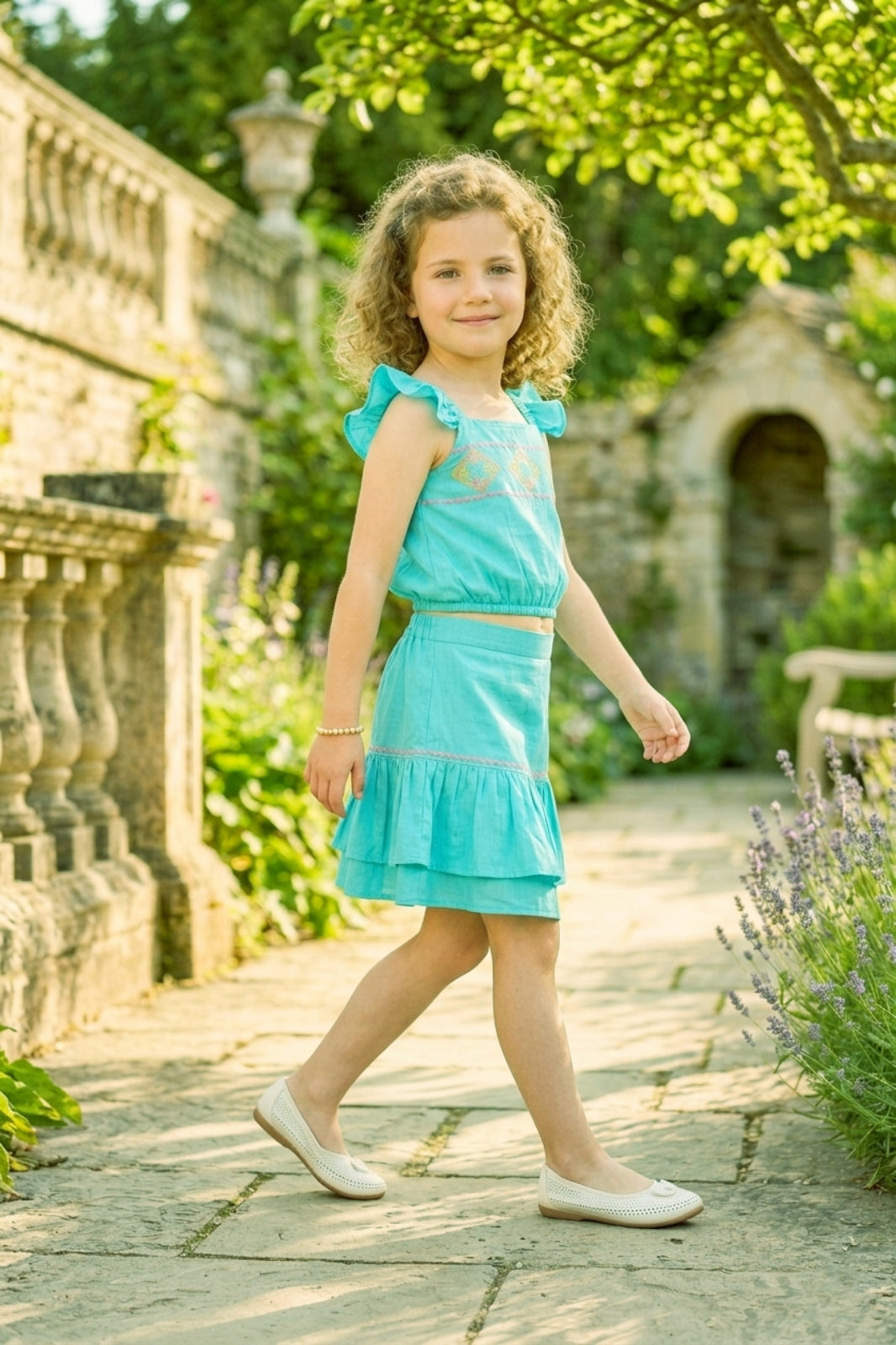 Girls Blue 2-Piece Skirt Set with Ruffled Flutter Sleeves and Embroidery